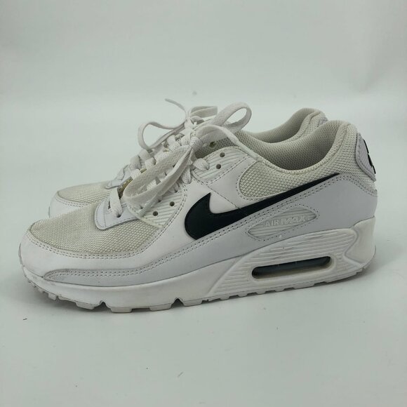 Nike White Athletic Sneakers | Excellent Condition - Picture 5 of 5